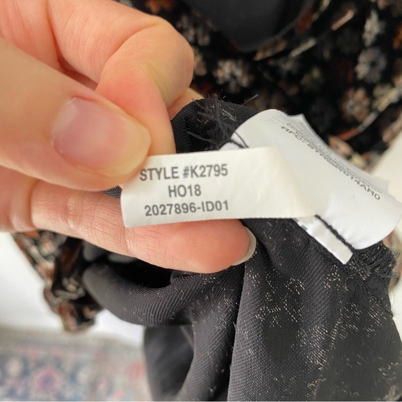 Madewell Velvet Flutter Tulip Sleeve Floral Ruffle V Neck Top Womens S Small - Picture 11 of 11